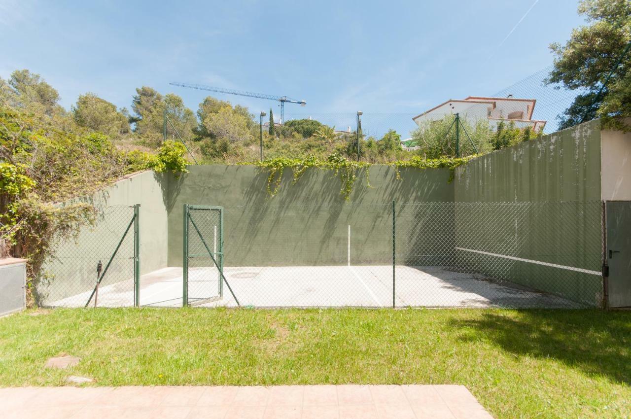 Villa Med Sitges Eksteriør billede