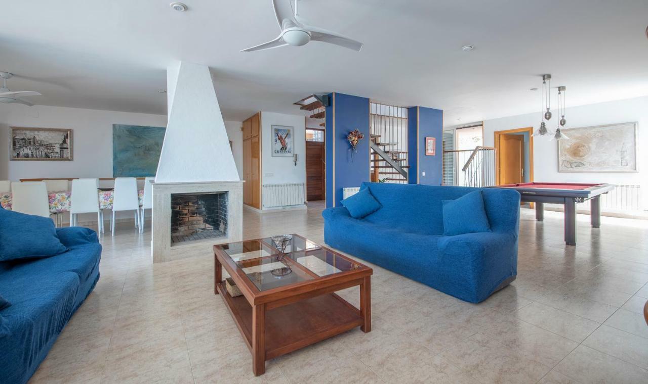 Villa Med Sitges Eksteriør billede