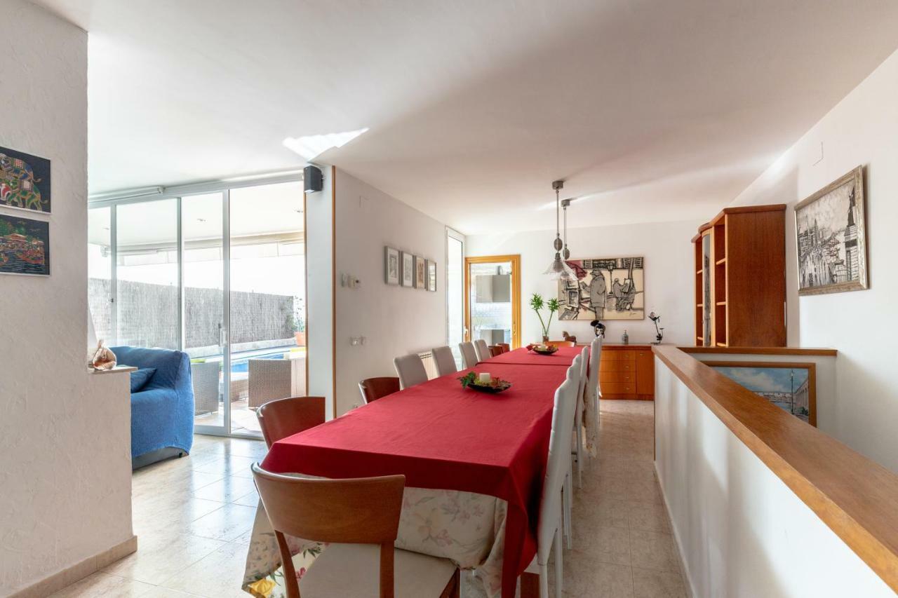 Villa Med Sitges Eksteriør billede