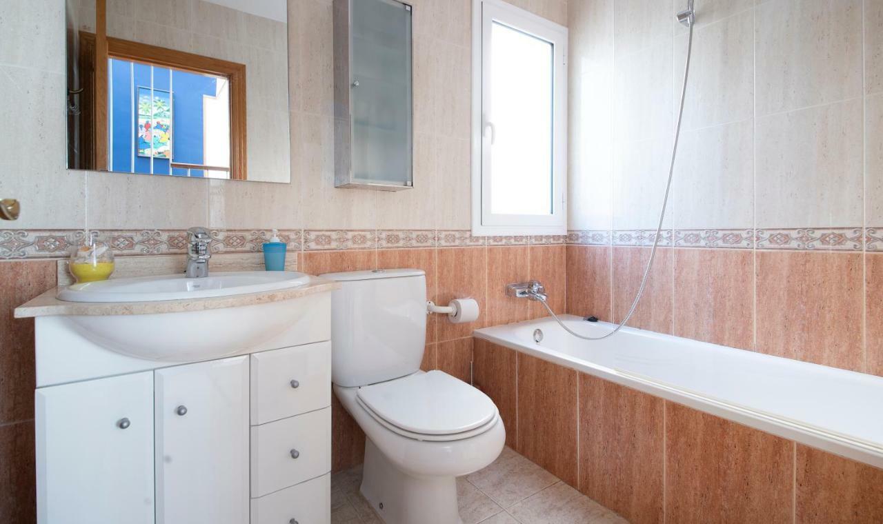 Villa Med Sitges Eksteriør billede